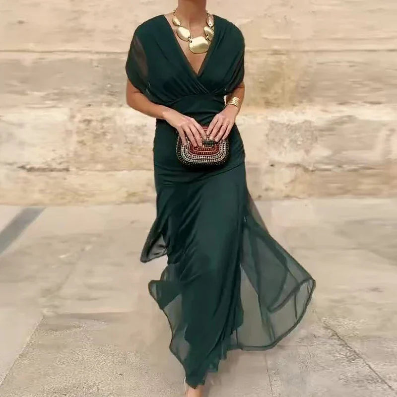 Luana® | Elegantne kleit V-kaelusega
