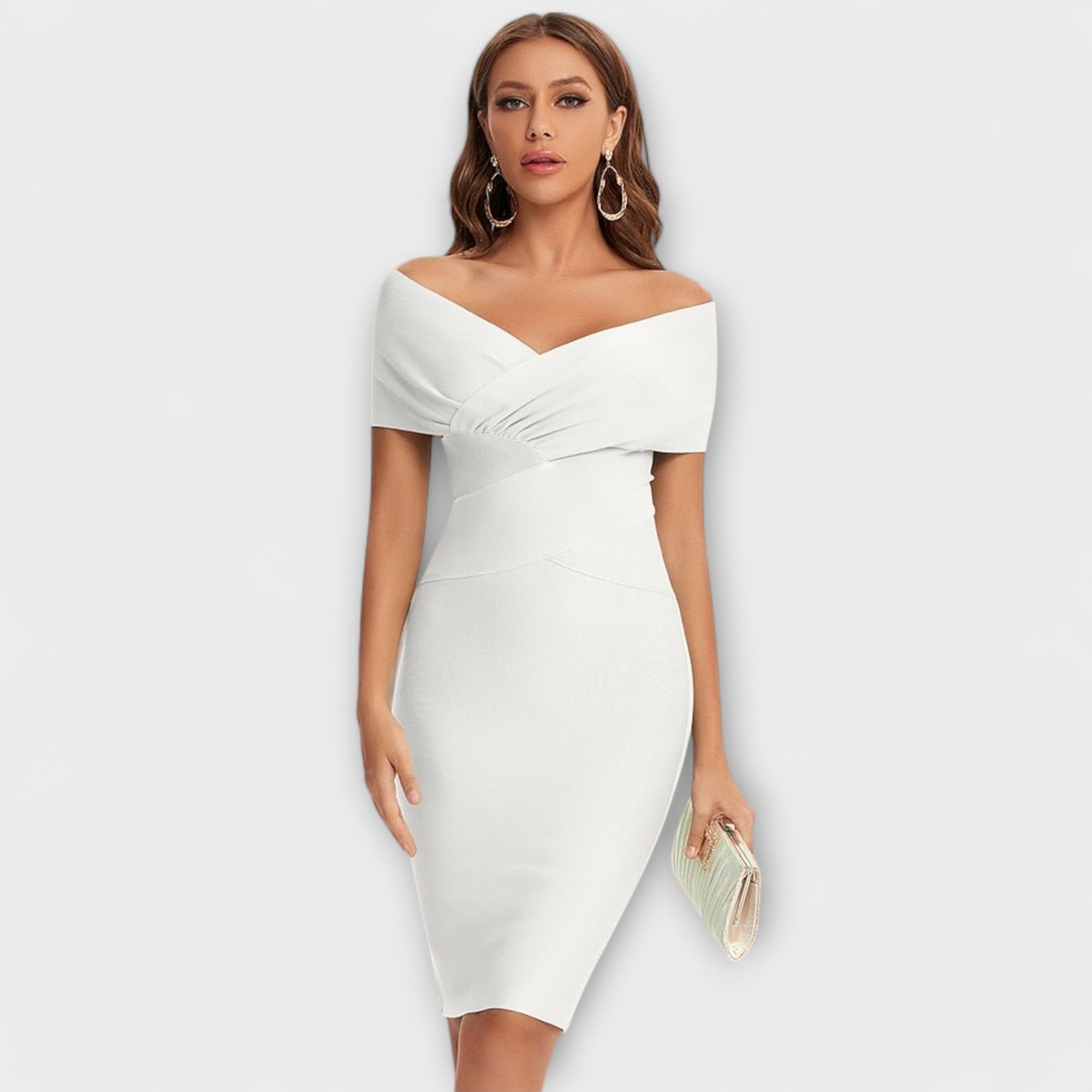 Lara| Mini elegantne kleit V-kaelusega
