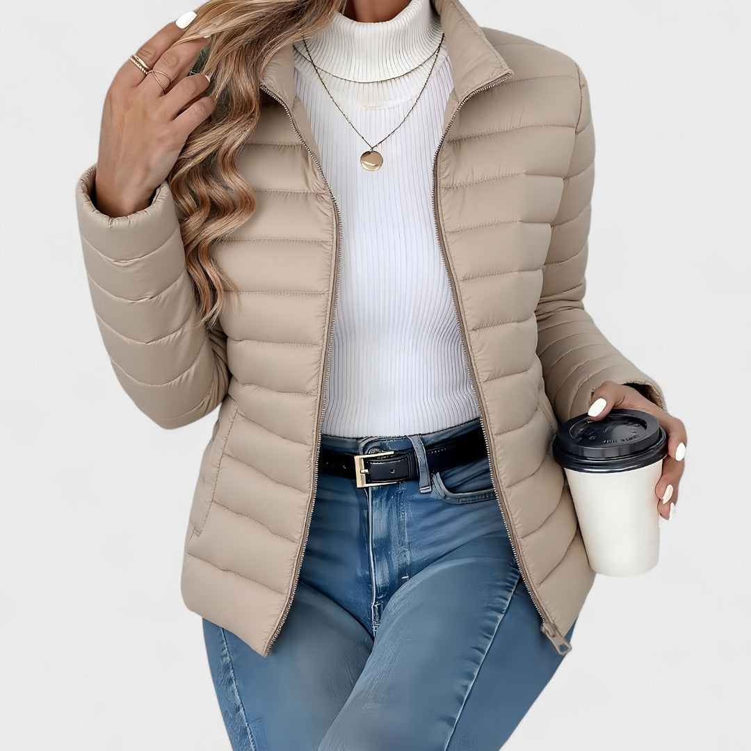 Saja – Elegantne Pikk Mantel Kraega